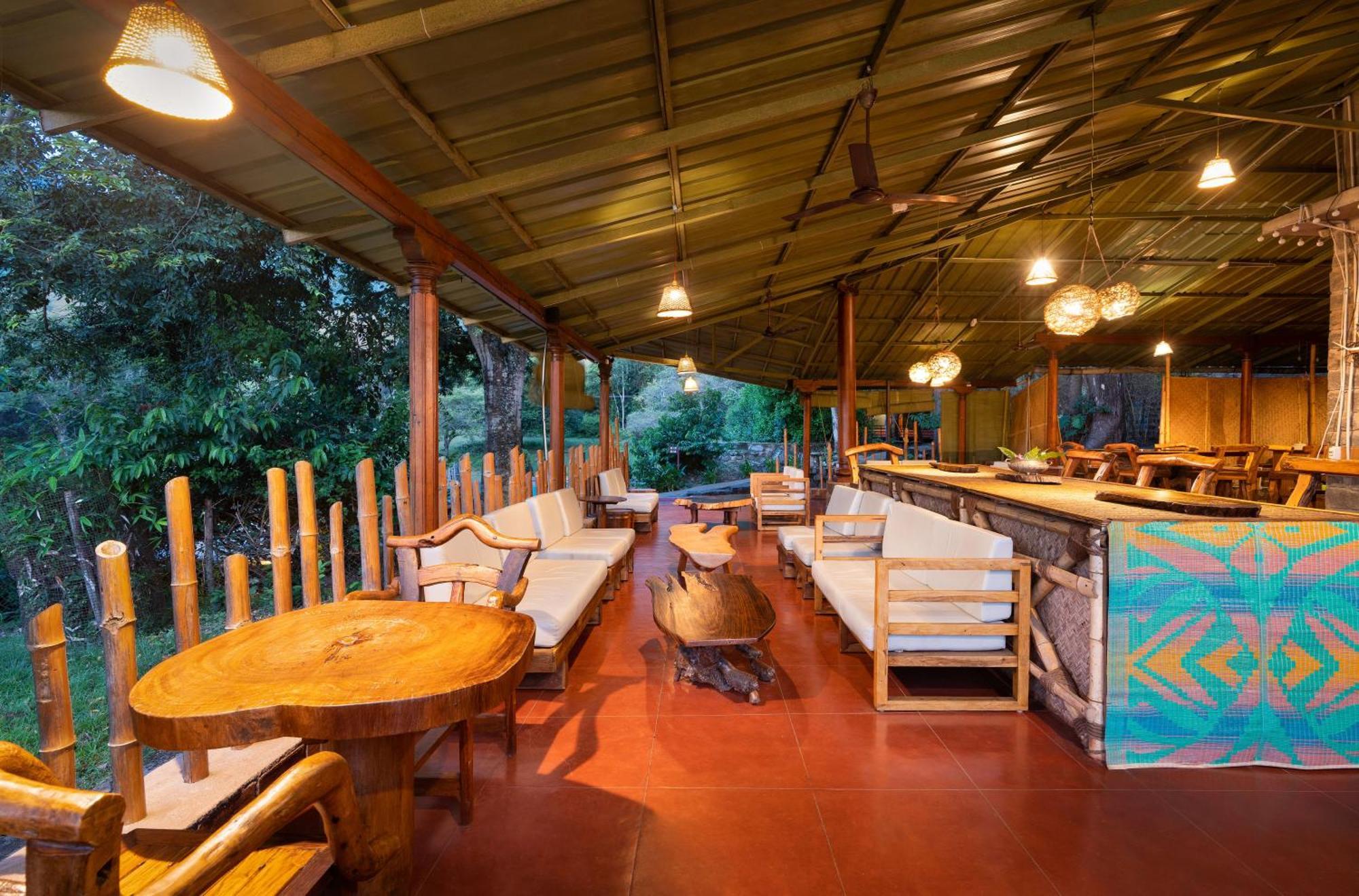 Отель Jungle Hut Масинагуди Экстерьер фото