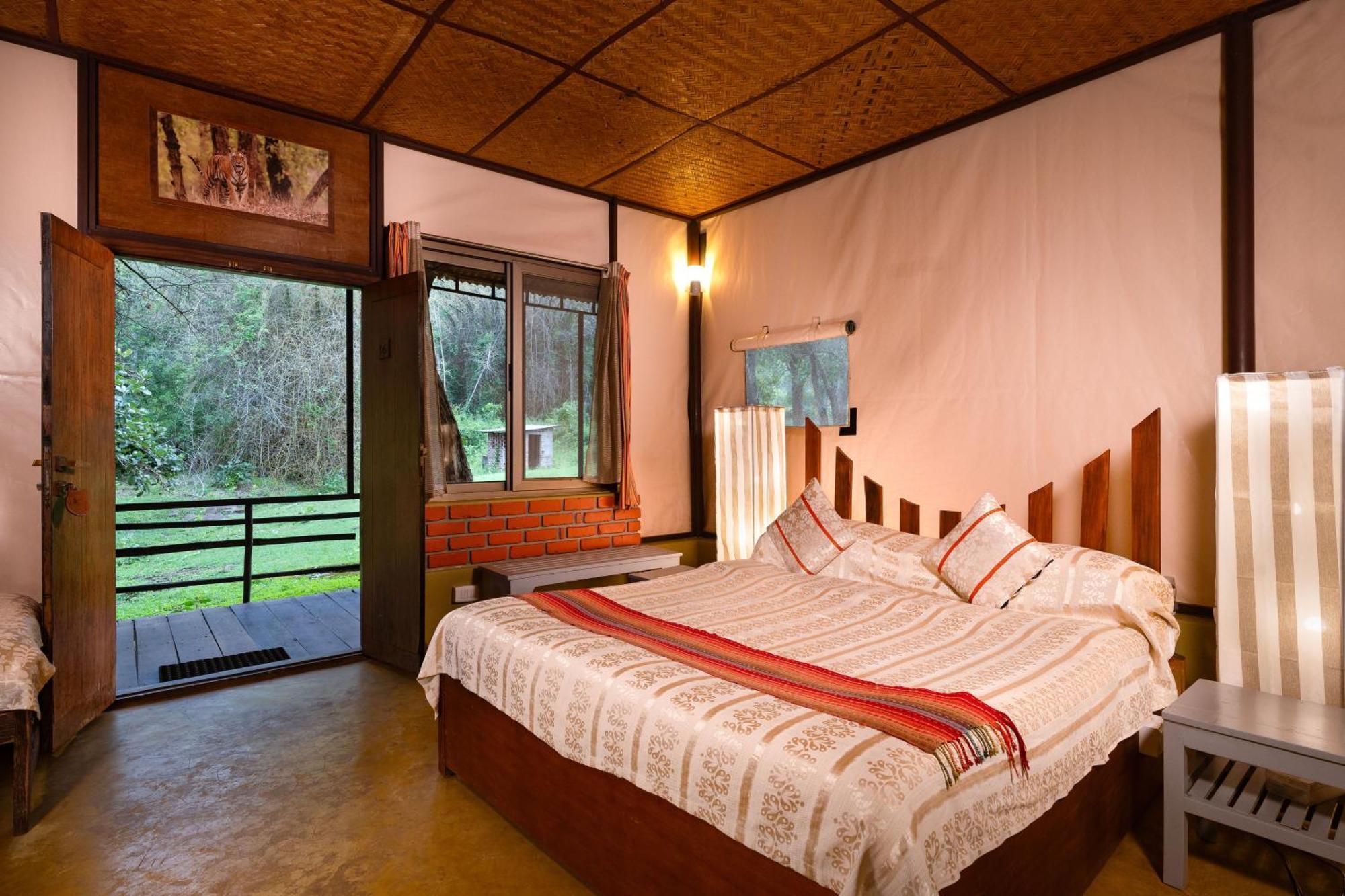 Отель Jungle Hut Масинагуди Экстерьер фото